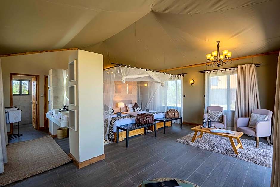 Serengeti Mara River Camp