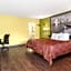 Super 8 by Wyndham Youngstown/Girard