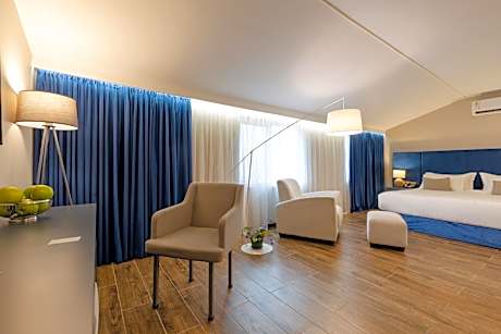 King Room with Sea View