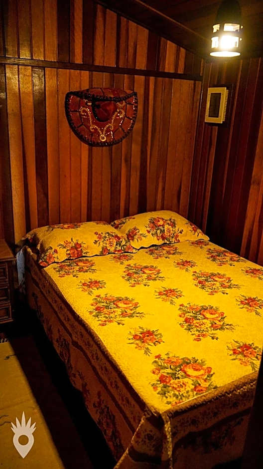 European House with Fireplace & Pool in Indaiatuba