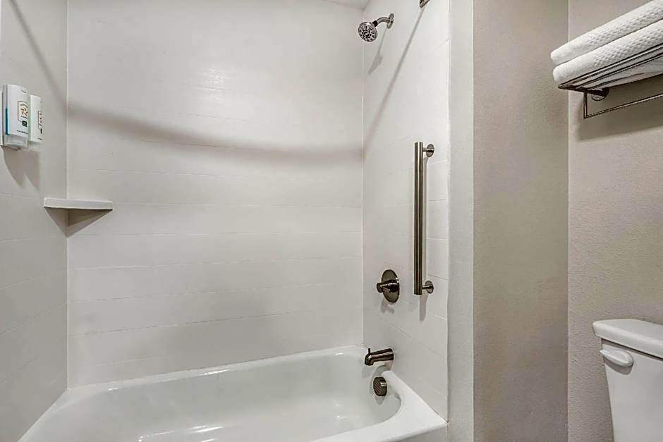Quality Inn Midland South