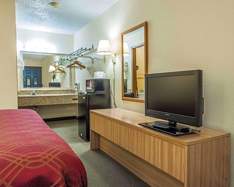 Econo Lodge Waynesburg