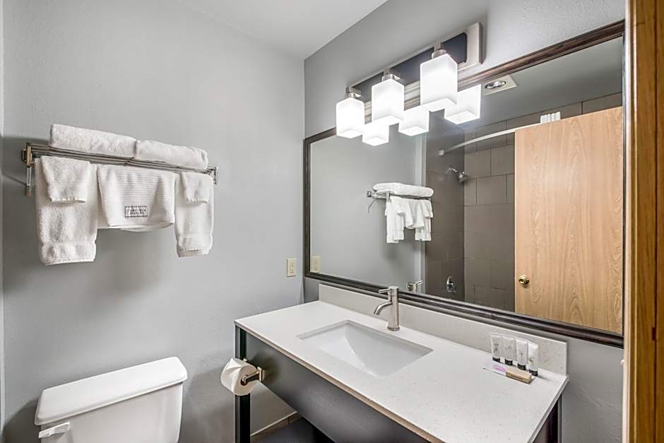 Red Lion Inn & Suites Sequim