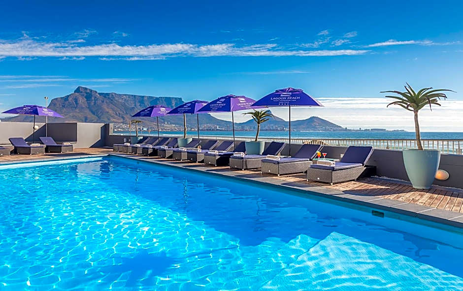 Lagoon Beach Hotel Apartments