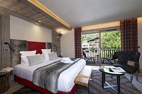 Superior Room with Spa Access