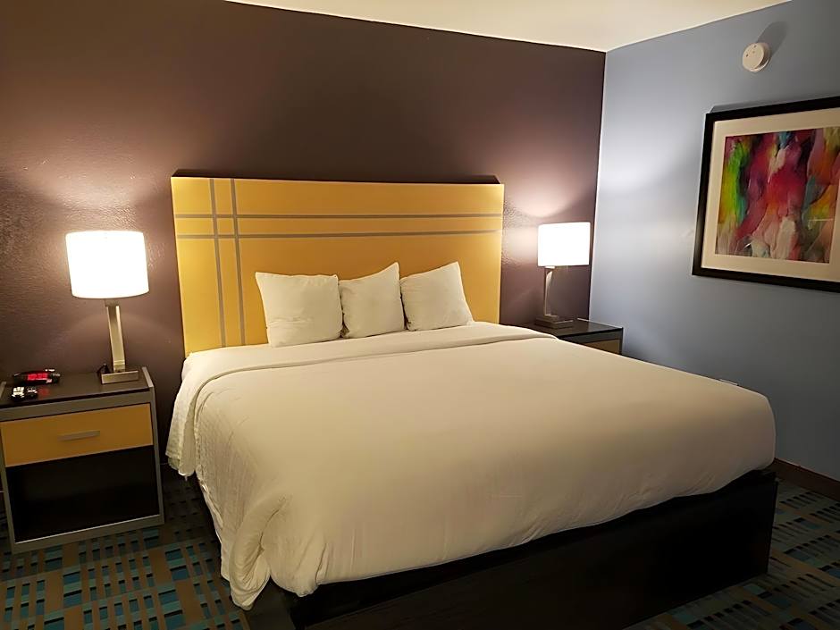 Studio 6  Amarillo, TX West Medical Center