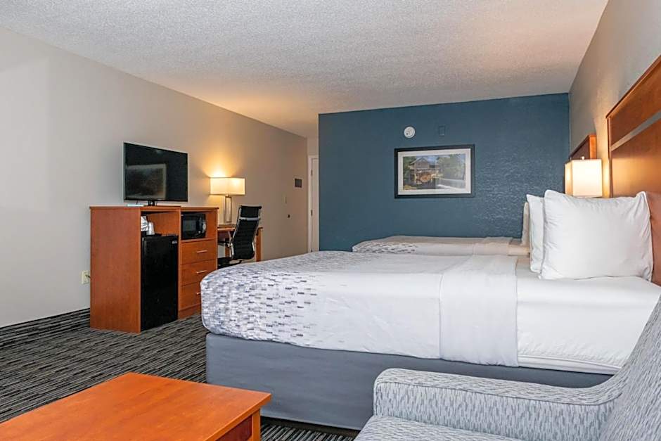 Twin Mountain Inn & Suites