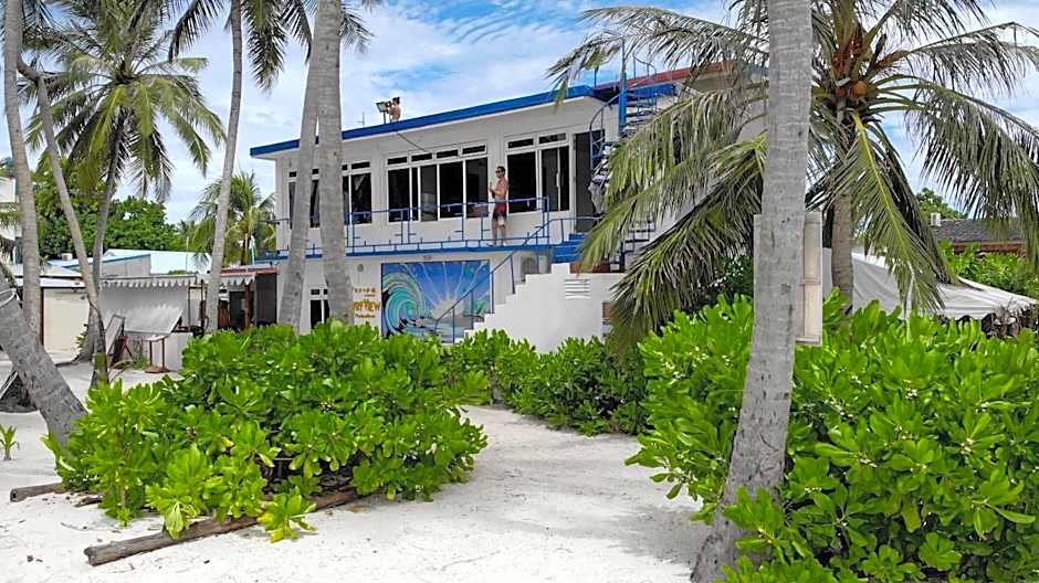 Batuta Maldives Surf View Guesthouse