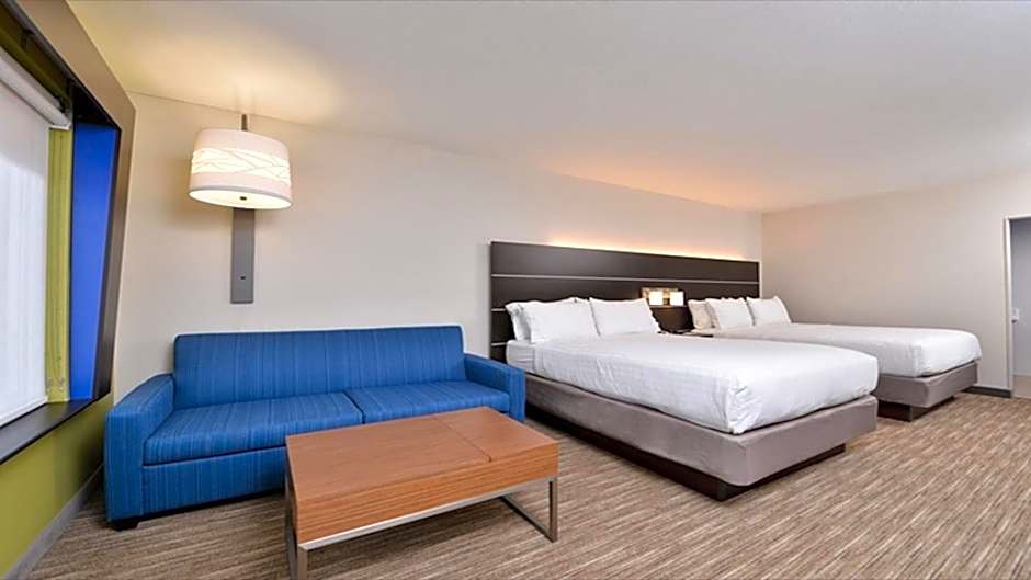 Holiday Inn Express & Suites Parkersburg East By IHG