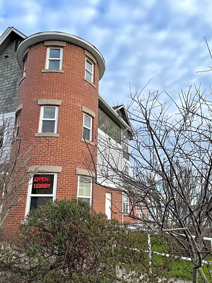 Tides Inn & Suites