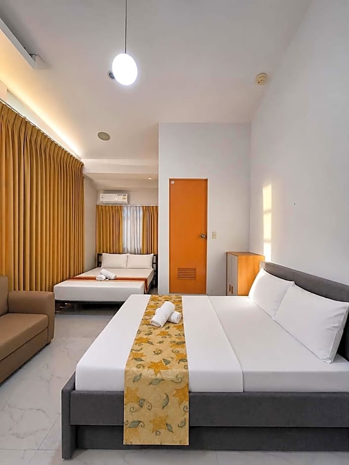 LEGENDS HOTEL
