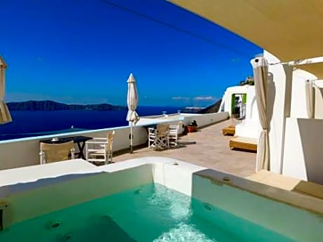 Caldera Center Suites