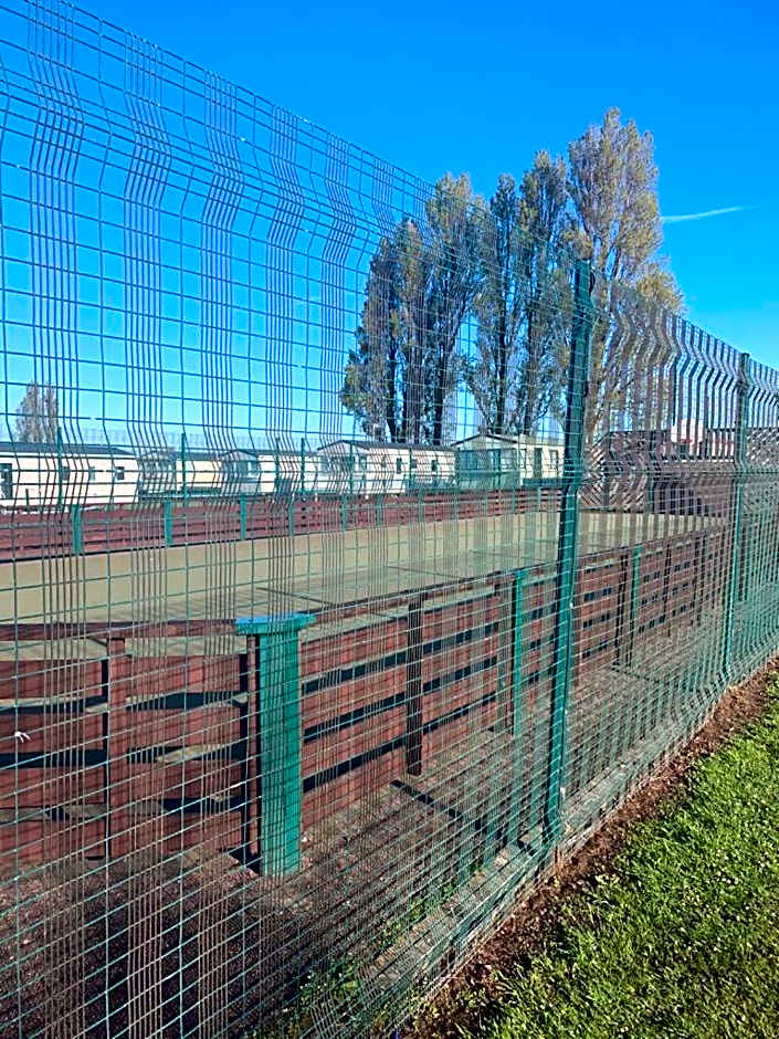 DaisyChain 2 Getaways - The perfect place to Stay - Play - Getaway