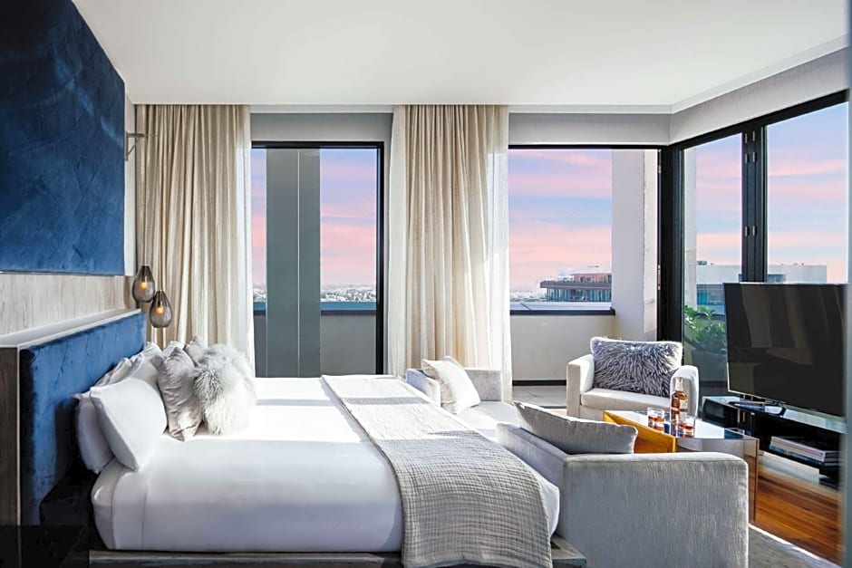 Dream Hollywood by Hyatt
