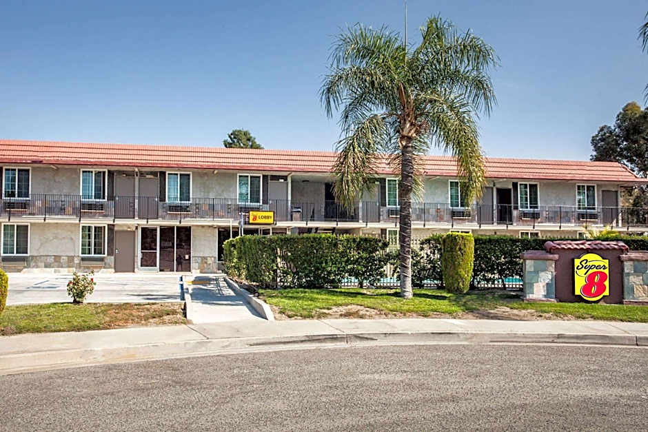 Super 8 by Wyndham Redlands/San Bernardino