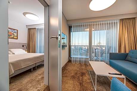 Suite - Disability Access