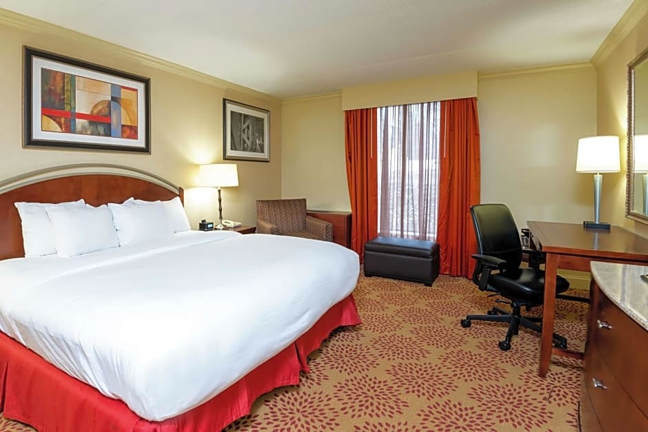 DoubleTree By Hilton Hotel Grand Rapids Airport