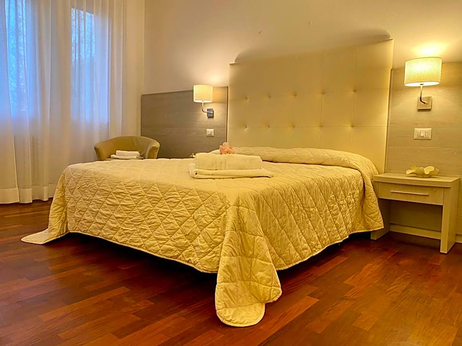 Villa Alda Suites & Rooms