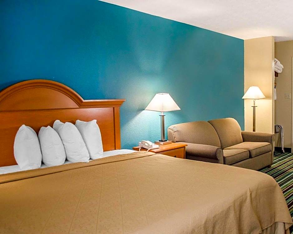Quality Inn & Suites Medina - Akron West