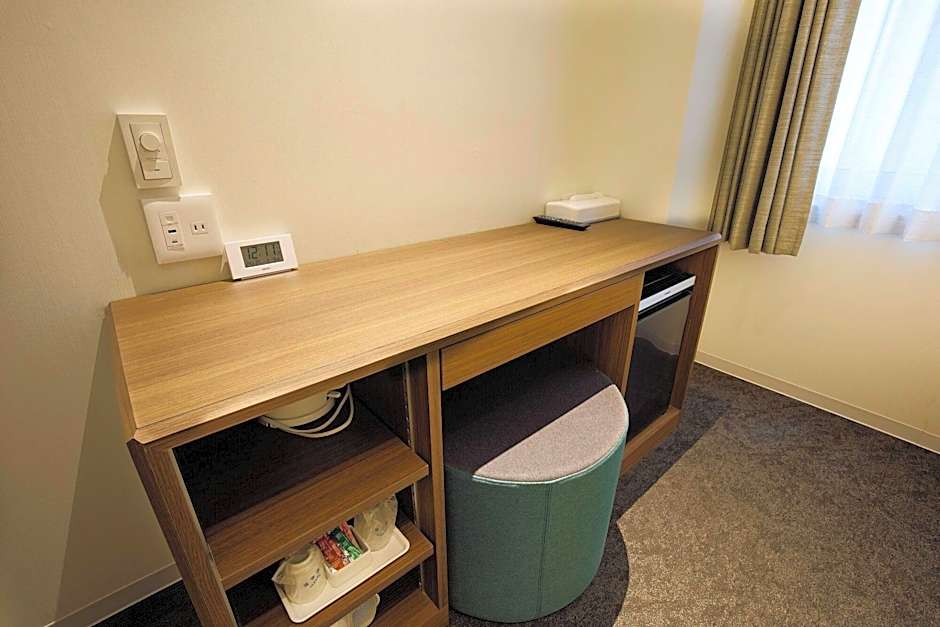 Ginza International Hotel