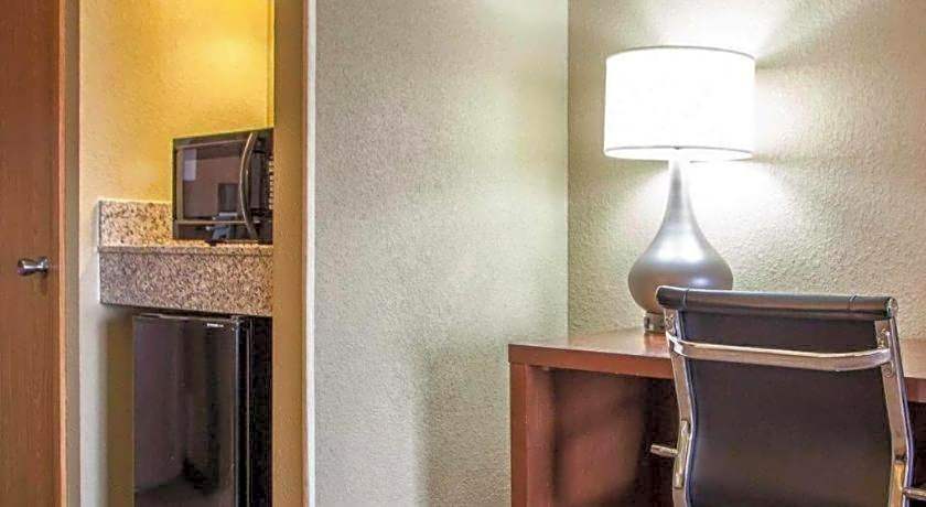 Comfort Inn Moline - Quad Cities