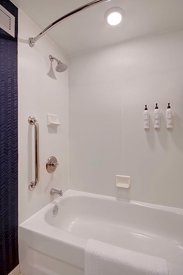 Fairfield Inn & Suites by Marriott Rochester West/Greece