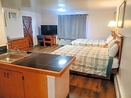 Deluxe Double Studio