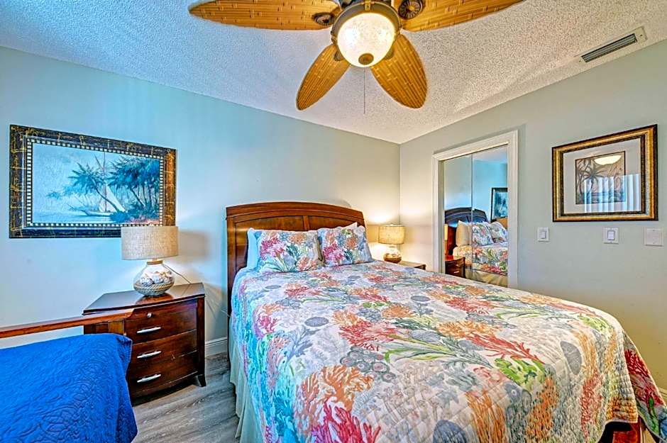 Anna Maria Island Beach Palms 5B