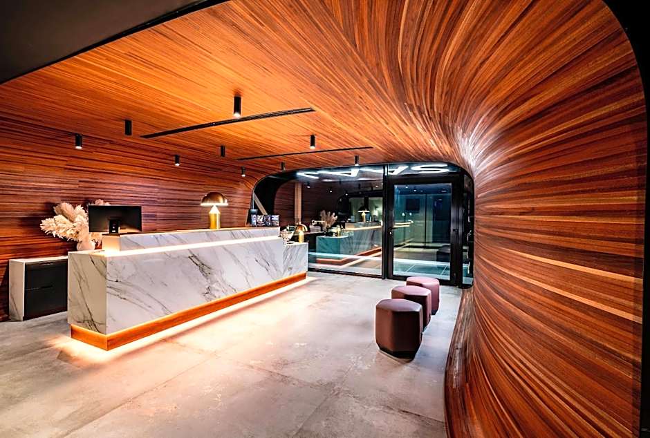 Silken Saaj Maar - Adults Only