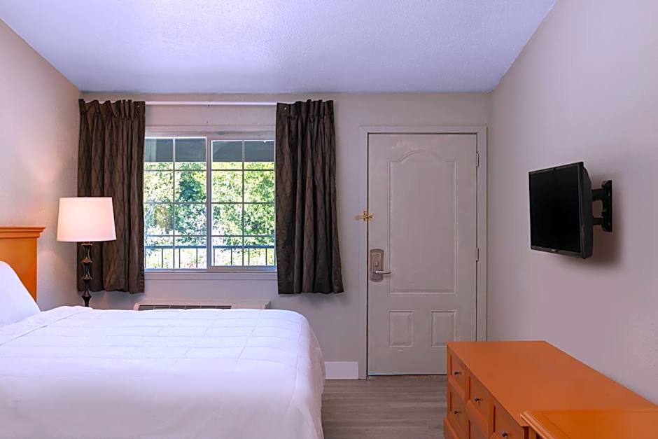 Motel 6 - Aberdeen, WA