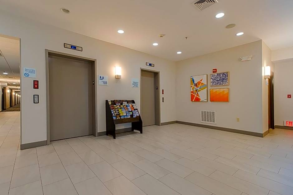 Holiday Inn Express Hartford Newington By IHG