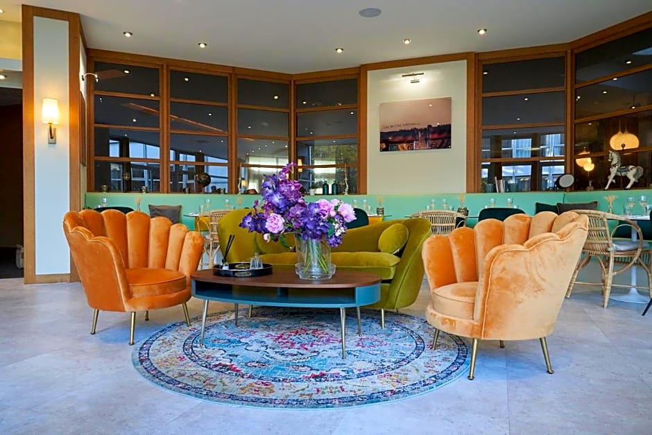 Best Western Plus Paris Val De Bievre