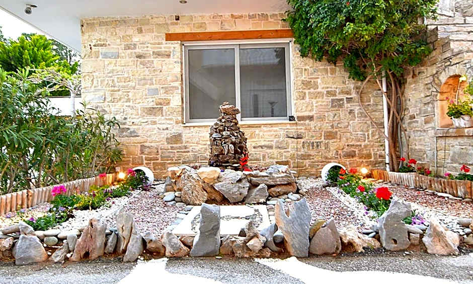 Alonia Hotel