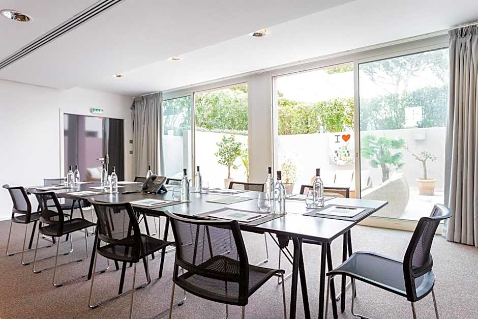 Kube Hotel St Tropez