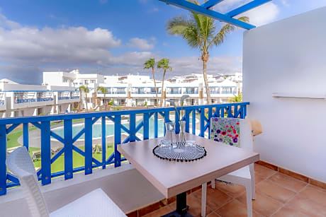 2 BEDROOM PREMIUM 3 ADULTS