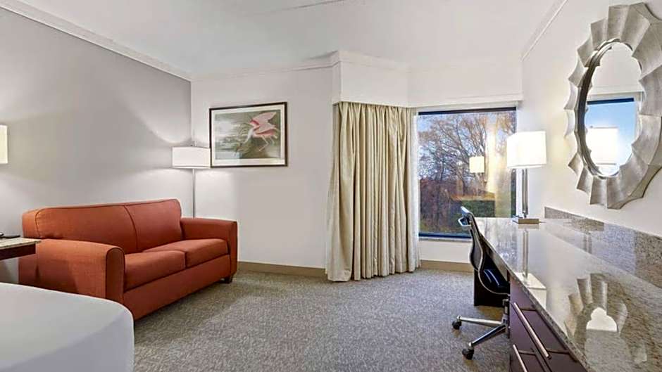 Woodcliff Hotel And Spa