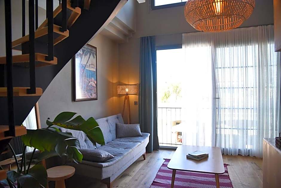 Soas Suites
