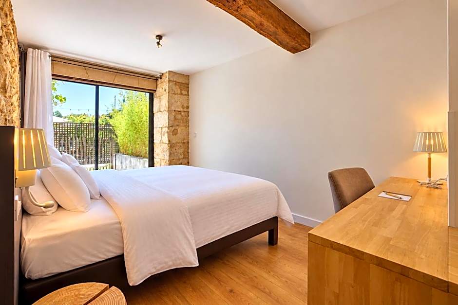 Le Domaine de Baulieu, Singuliers Hotels