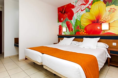 Studio with balcony sea view 2 adults