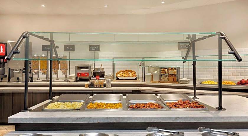 Embassy Suites by Hilton Dallas DFW Airport South