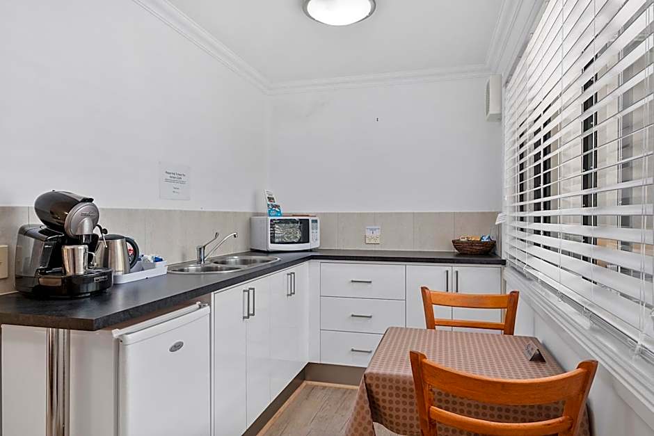 Oyster Cove Chalet