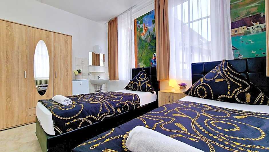 Zur Schönen Lau- Monteurzimmer