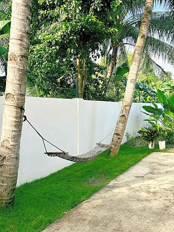 PIG DIVE HOSTEL MOALBOAL