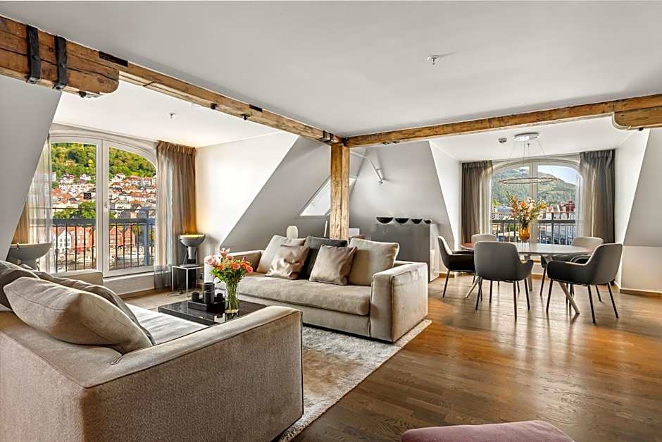 Clarion Hotel Admiral