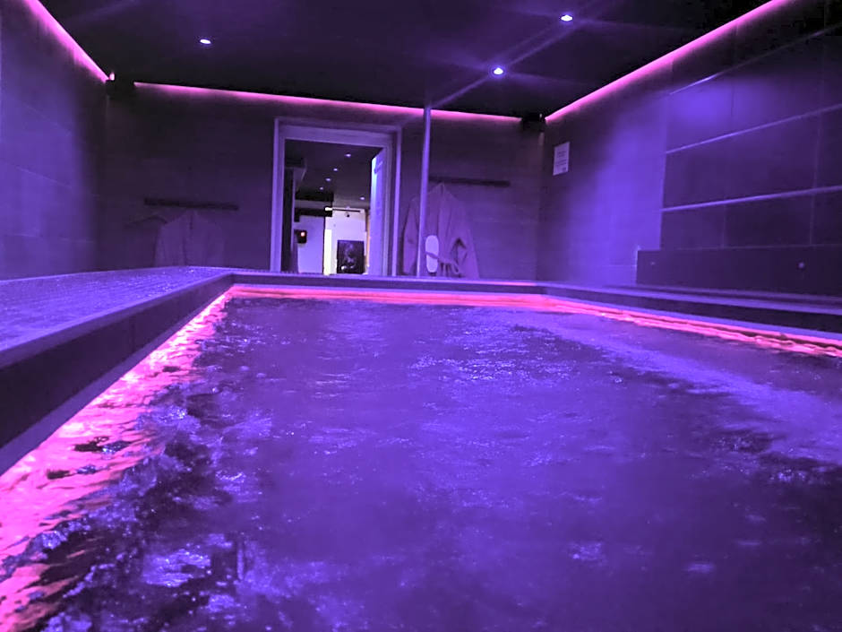 Mas La Farelle Chambre d'hote,Fitness & Salle de jeux Gratuite & SPA en supplément