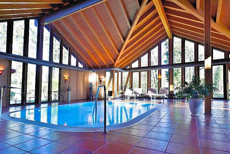 Schlosshotel Weyberhofe