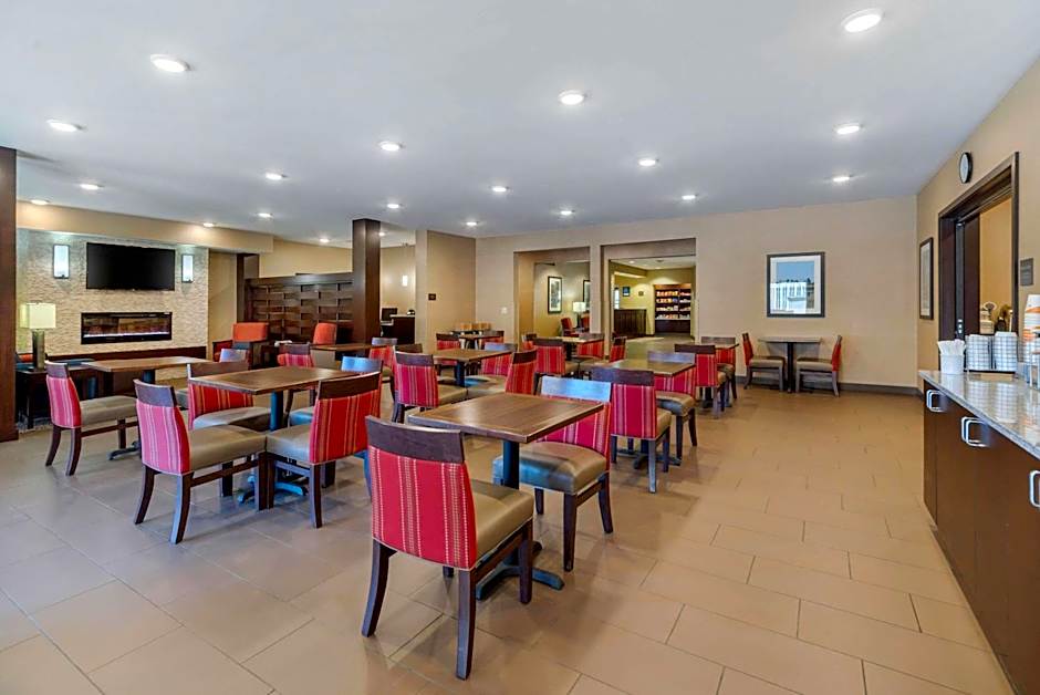 Comfort Inn & Suites Northern Kentucky