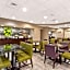 La Quinta Inn & Suites by Wyndham Andover
