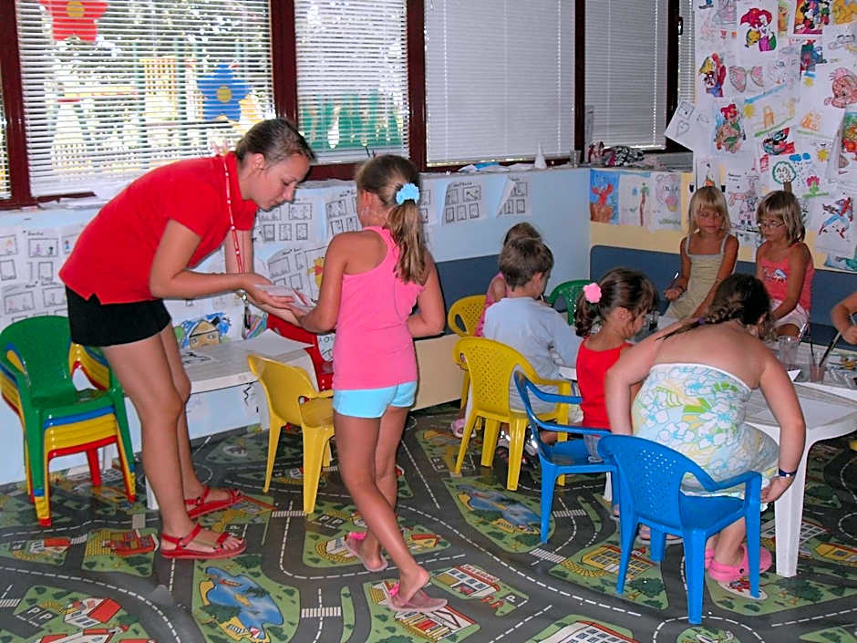 Kristal Hotel - All inclusive - Fully renovated rooms 2025