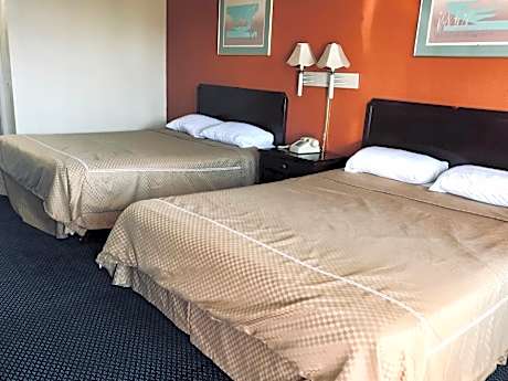 Double Room with Two Queen Beds